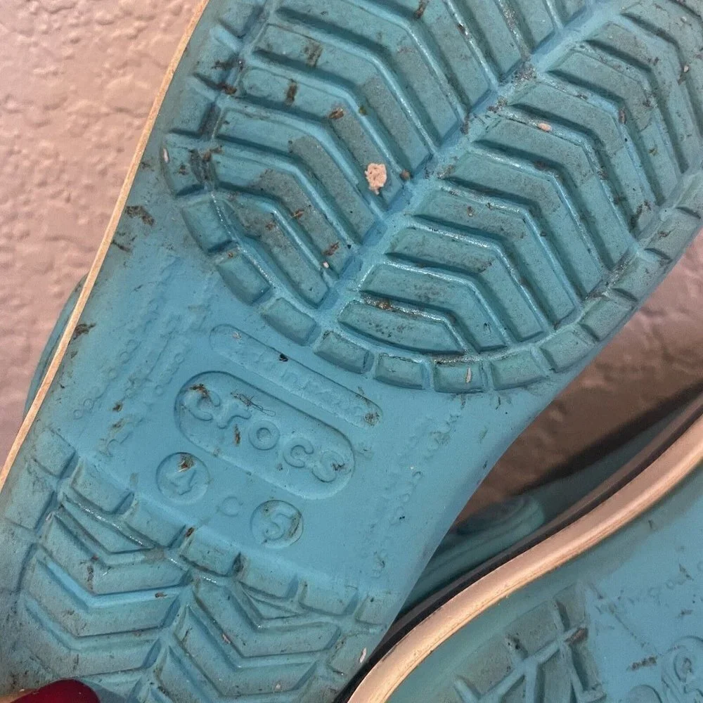 Crocs Classic Teal Blue Slip On Clogs Girls Toddler Size C4/5 4 5 Comfort Water